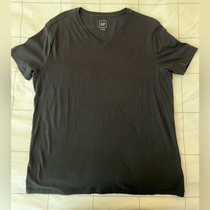 Black L GAP V-Neck T Shirt